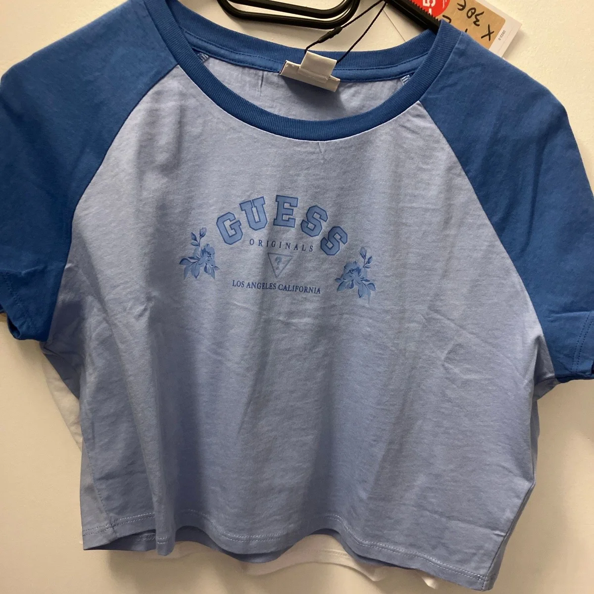 -50% lot 3 hauts Guess T.M/L