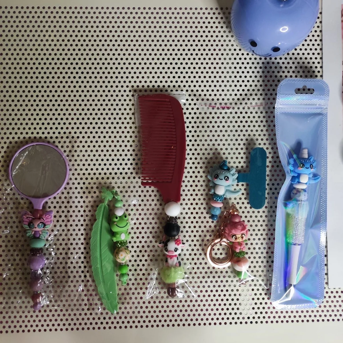Ensemble de 50 Articles Kawaii + 6 WoW + 1 Mysterū + 4🎁 aux couleurs pastels, parmi papeterie, mode et beauté, accessoires et loisirs