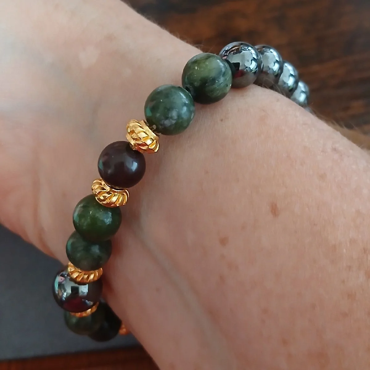 Bracelet hématite-jaspe rouge et verte - fait main