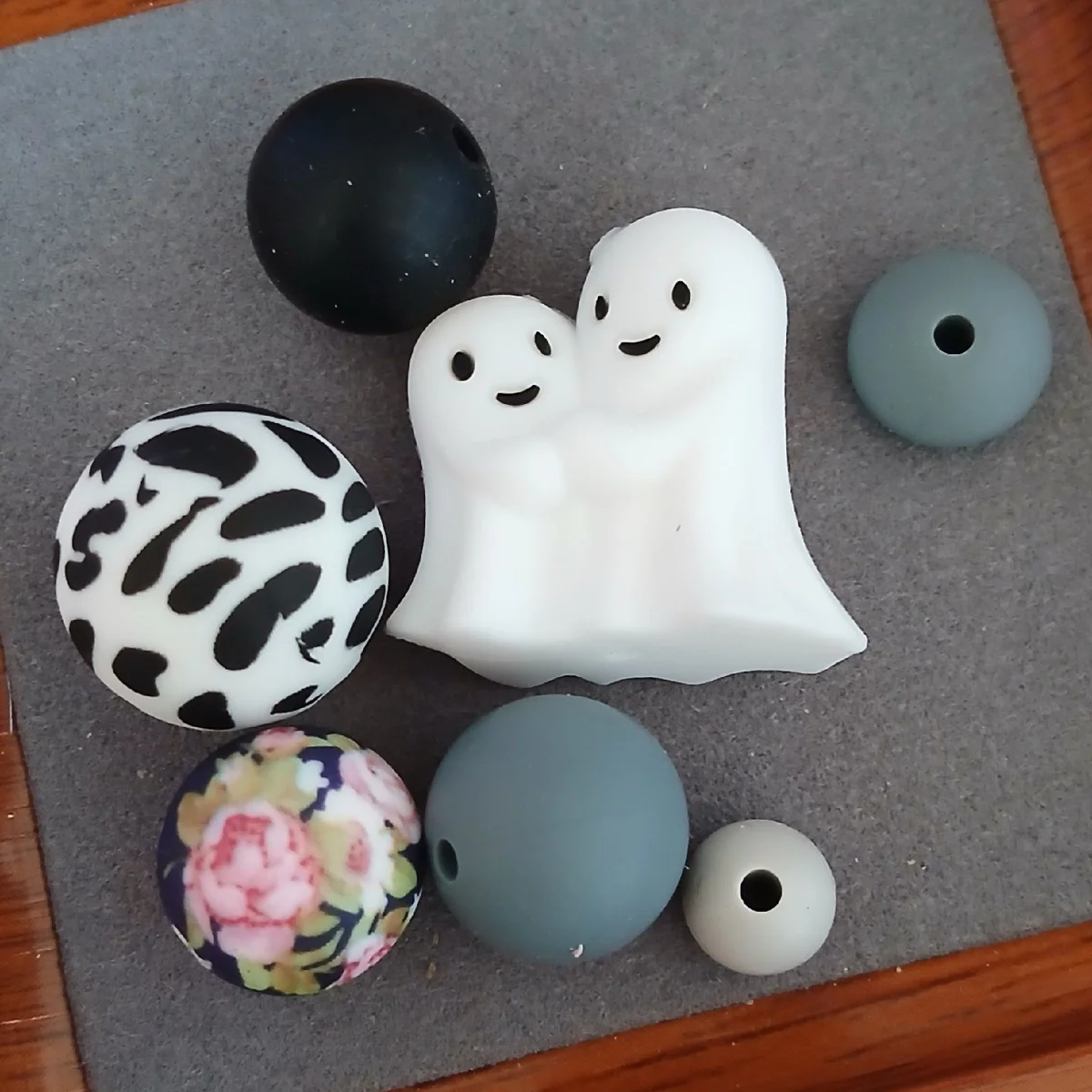 CreaFun Spécial Halloween - Lot de 3 Sachets Mystères de Perles